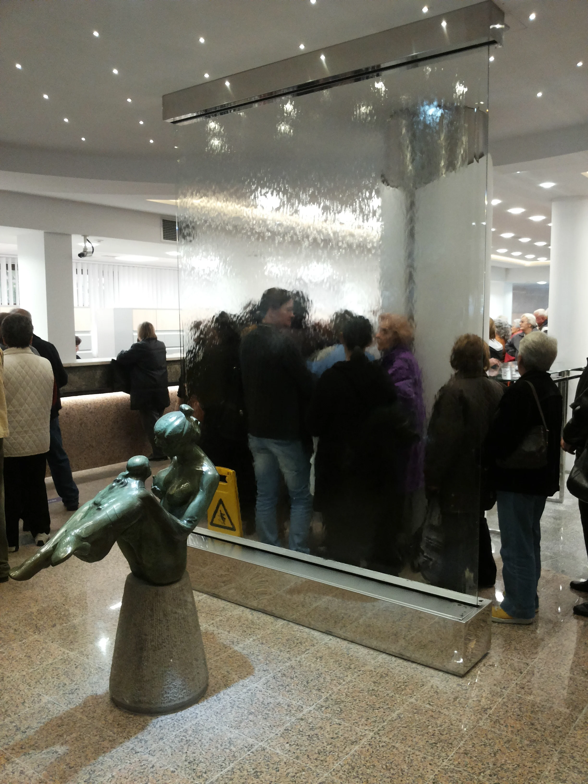 Stakleni Vodeni Zid 15 — image 1